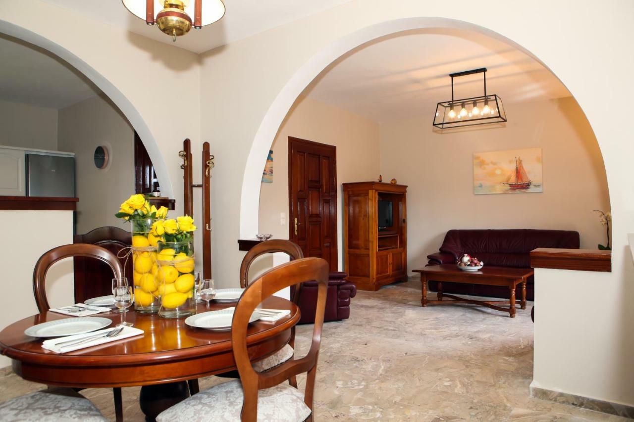 Yiouli * Acharavi (Corfu)